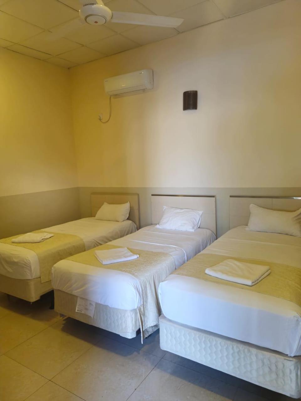 Hotel Royal Point Arugambay Arugam Bay Habitación foto