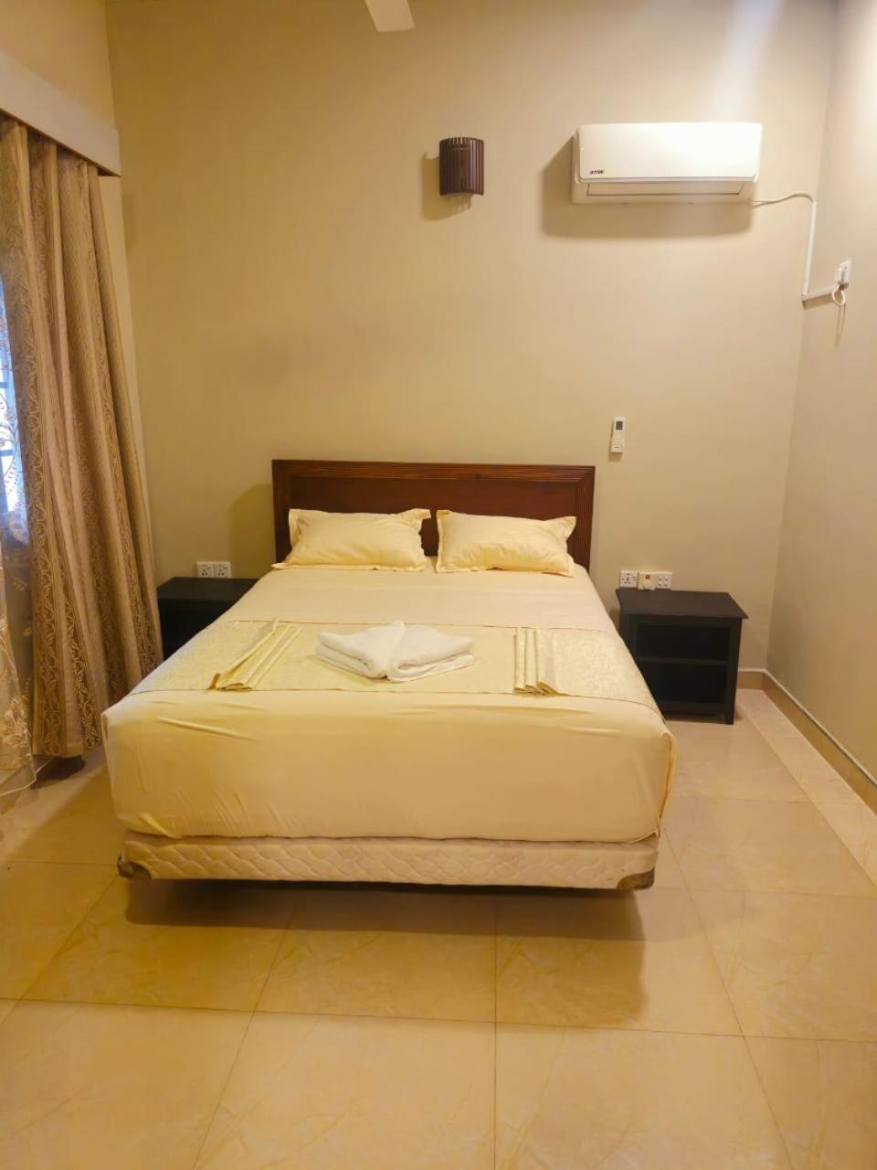 Hotel Royal Point Arugambay Arugam Bay Habitación foto